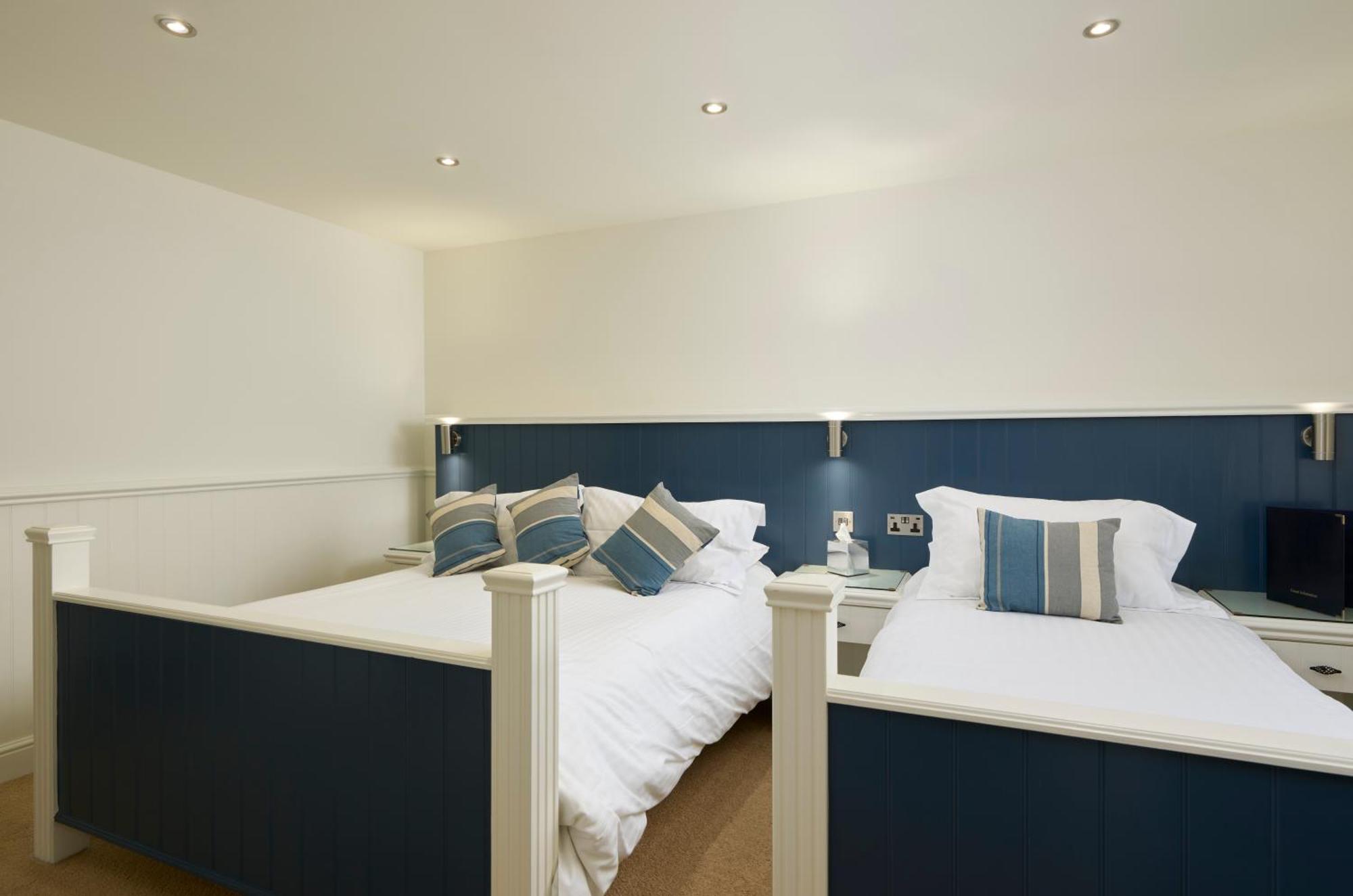 The Cricket Inn Beesands Экстерьер фото