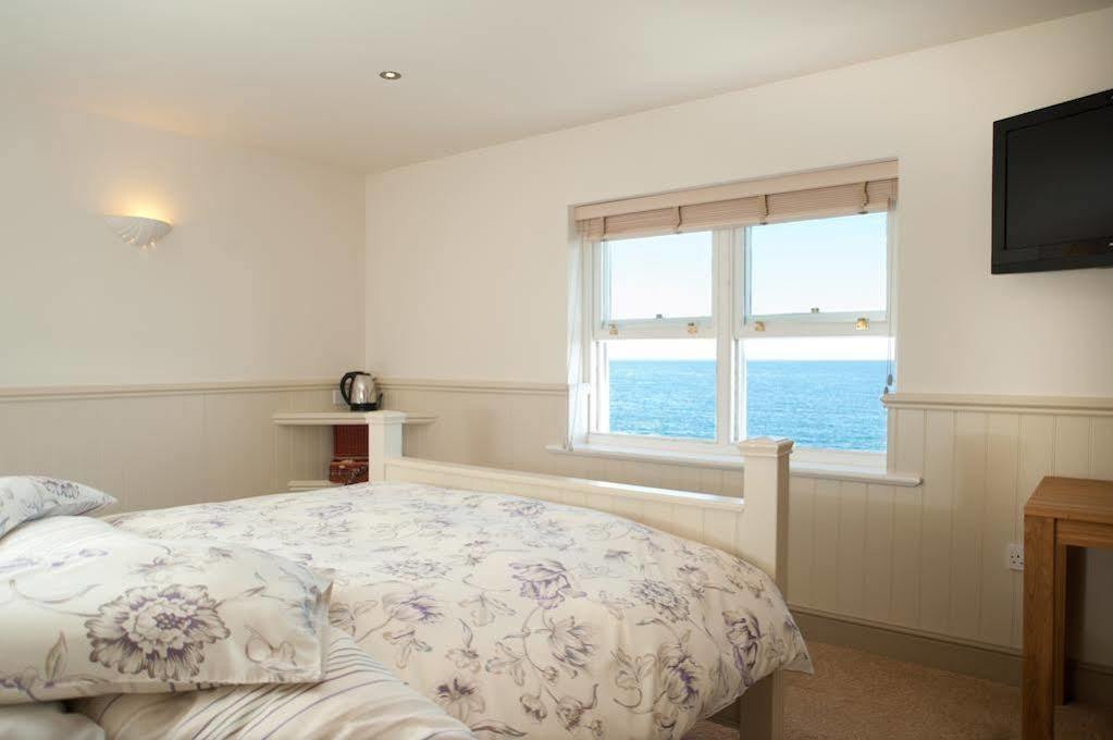 The Cricket Inn Beesands Экстерьер фото